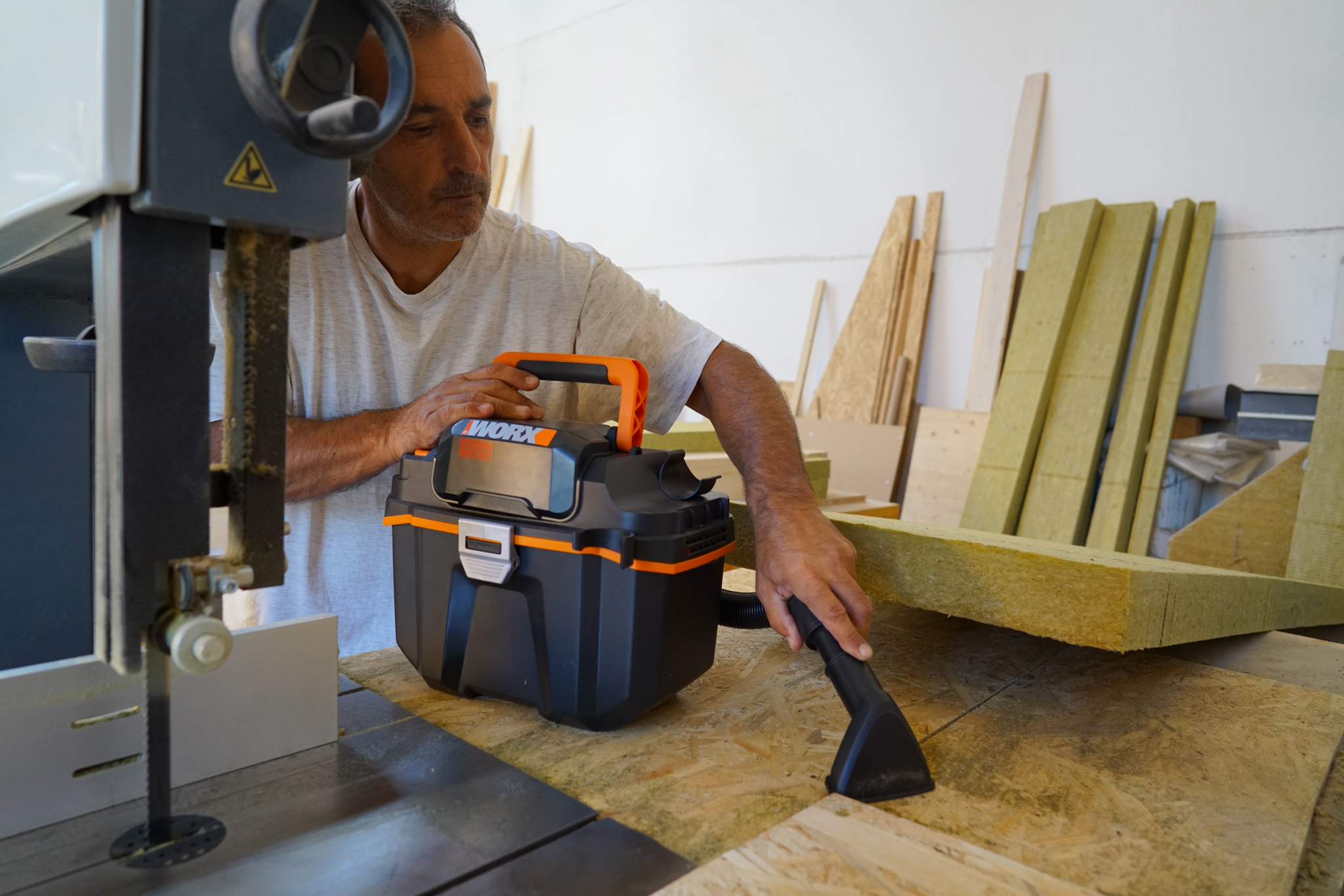 Worx WX031.9 - Aspirador 4 en 1 20v BL (S/bat)